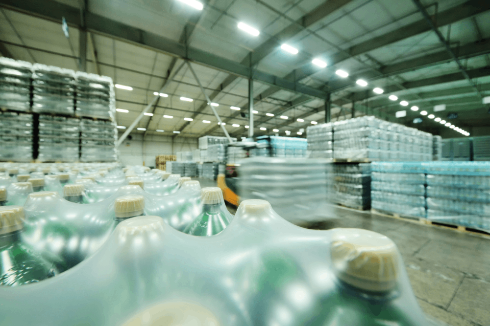 Inside a Refrigerated Warehouse for Perishable Foods - Smart Warehousing