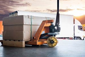 Shipping oversized items comes with its own unique set of challenges, but we've got you covered! Explore this guide on shipping oversized items.